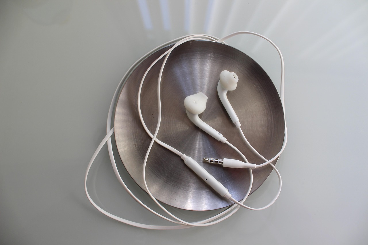earphones, audio, music, hear, wire, melody, song